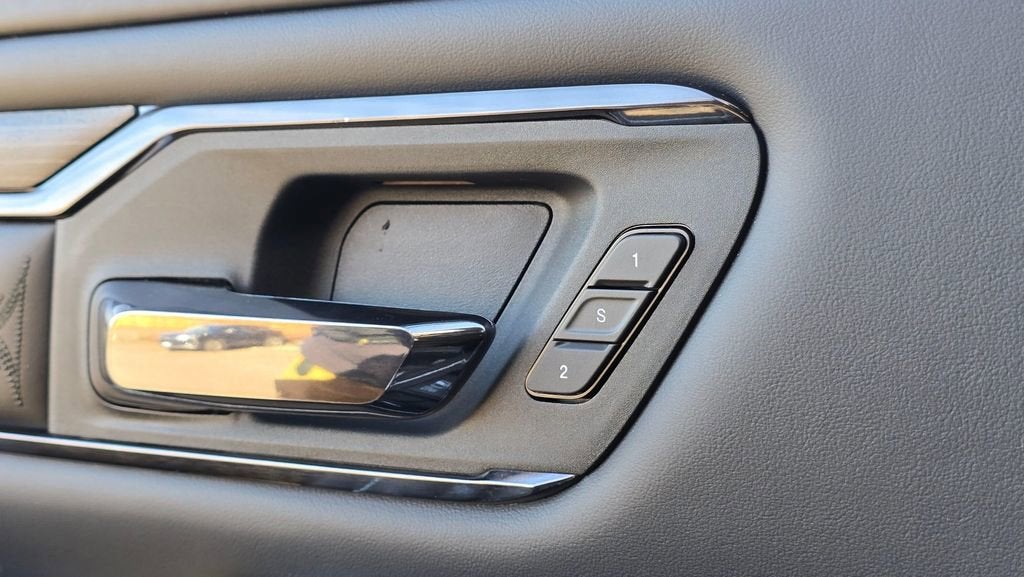 2023 RAM 1500 Limited