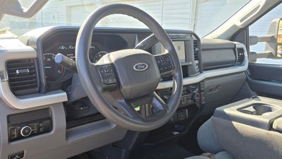 2024 Ford Super Duty F-350 DRW XL