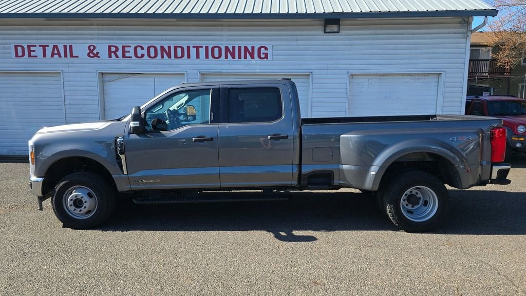 2024 Ford Super Duty F-350 DRW XL