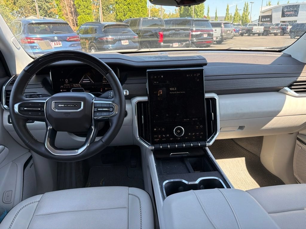 2024 GMC Acadia Denali