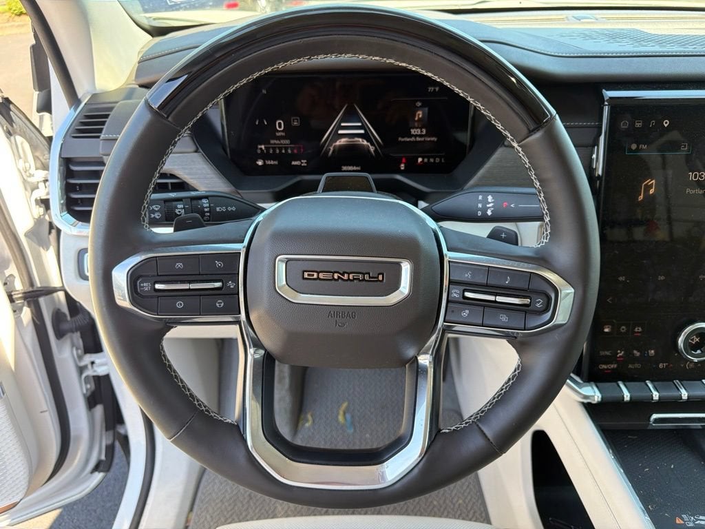 2024 GMC Acadia Denali
