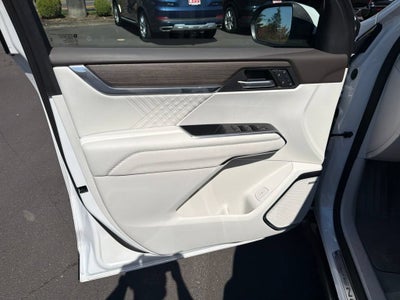 2024 GMC Acadia Denali