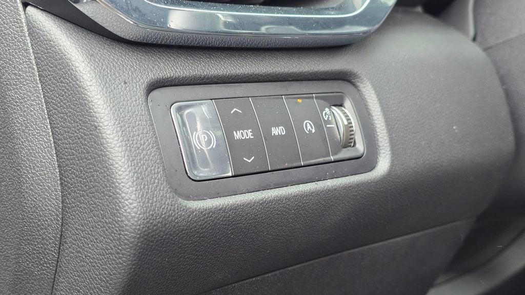 2024 GMC Acadia Denali