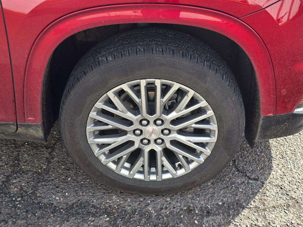 2024 GMC Acadia Denali