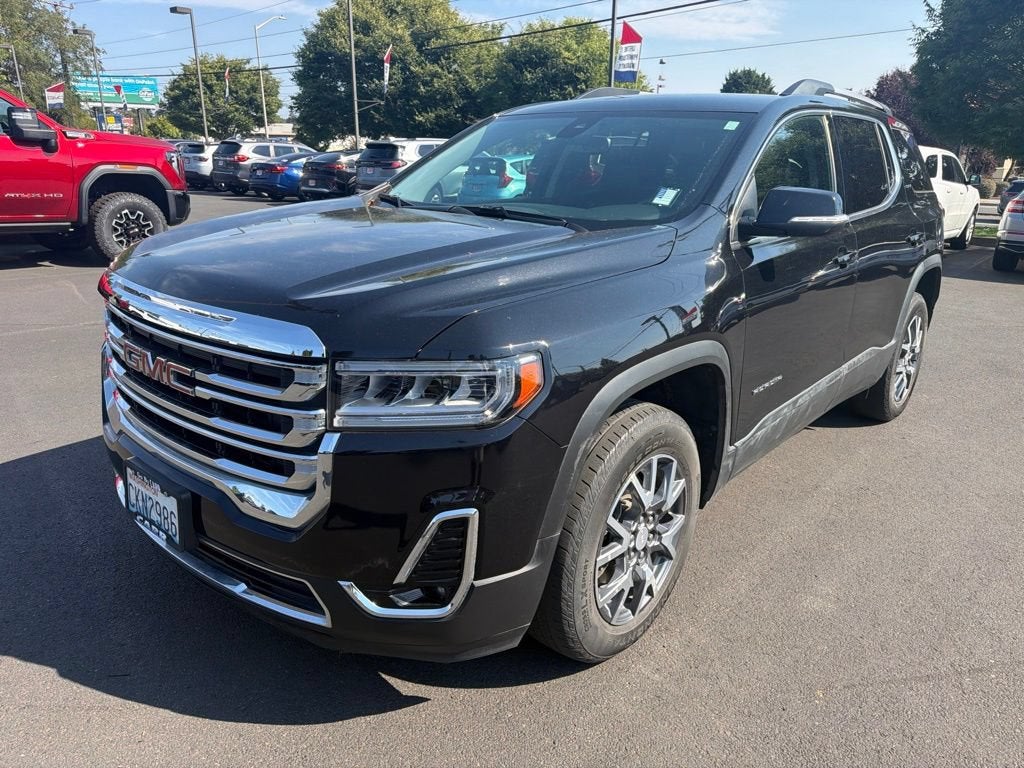 2023 GMC Acadia SLT