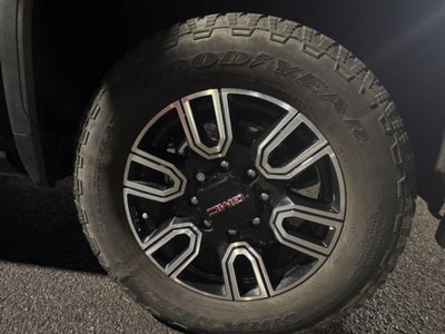 2022 GMC Sierra 2500 HD AT4