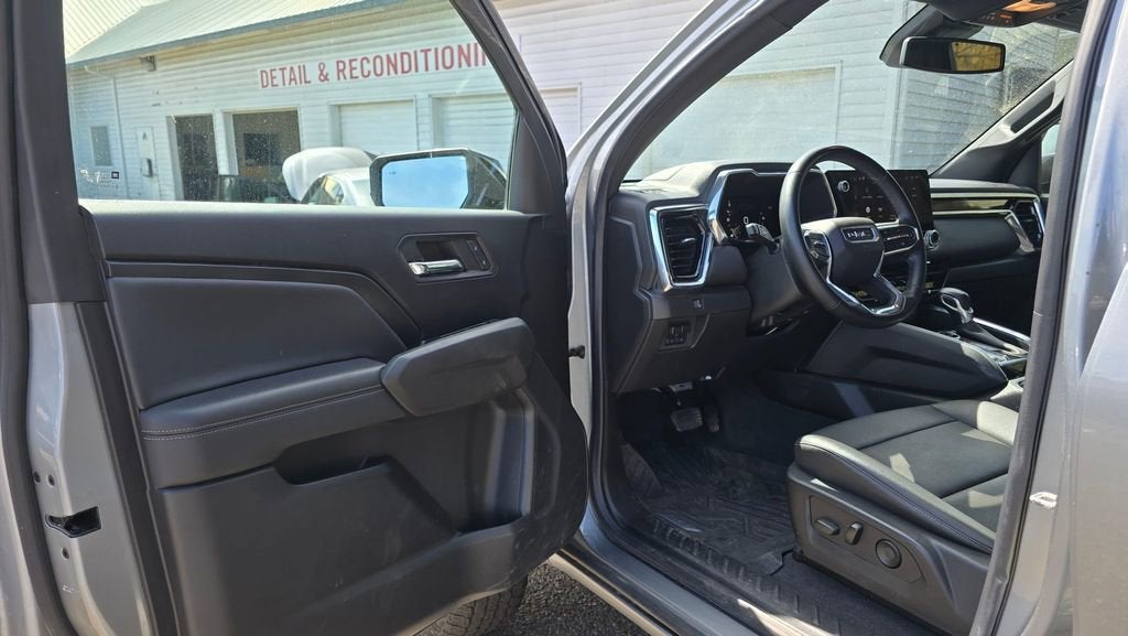 2023 GMC Canyon Elevation