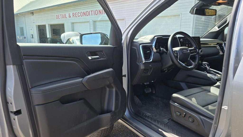 2023 GMC Canyon Elevation