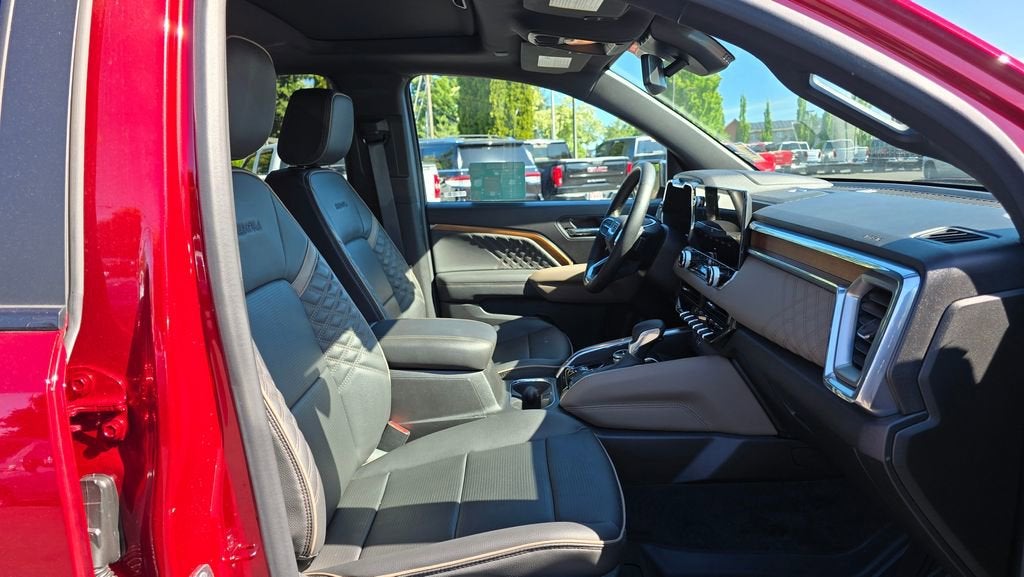 2023 GMC Canyon Denali