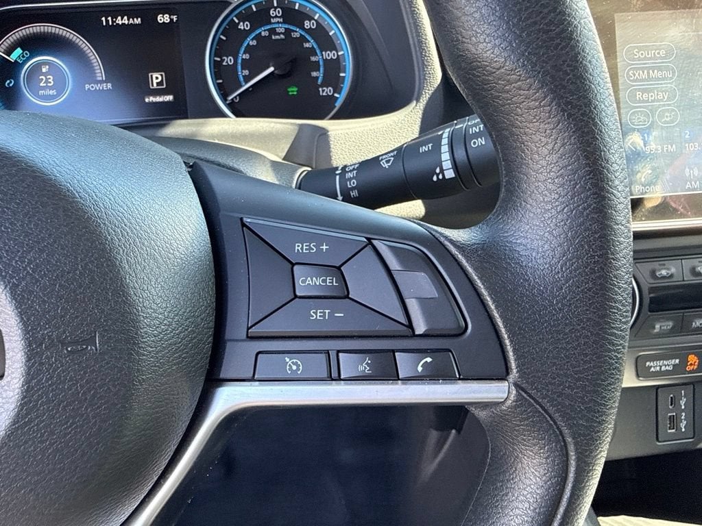 2025 Nissan LEAF S