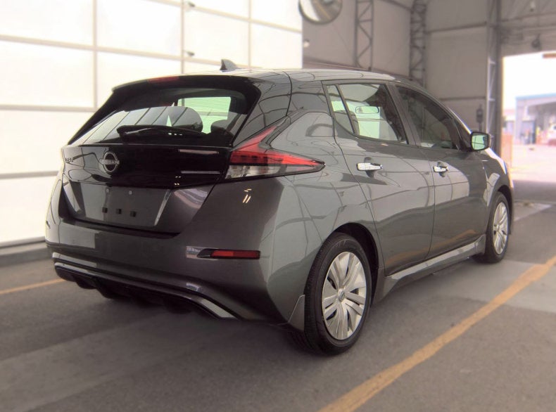 2025 Nissan LEAF S