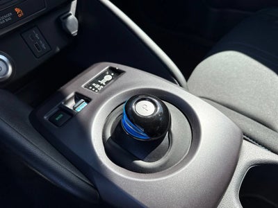 2025 Nissan LEAF S