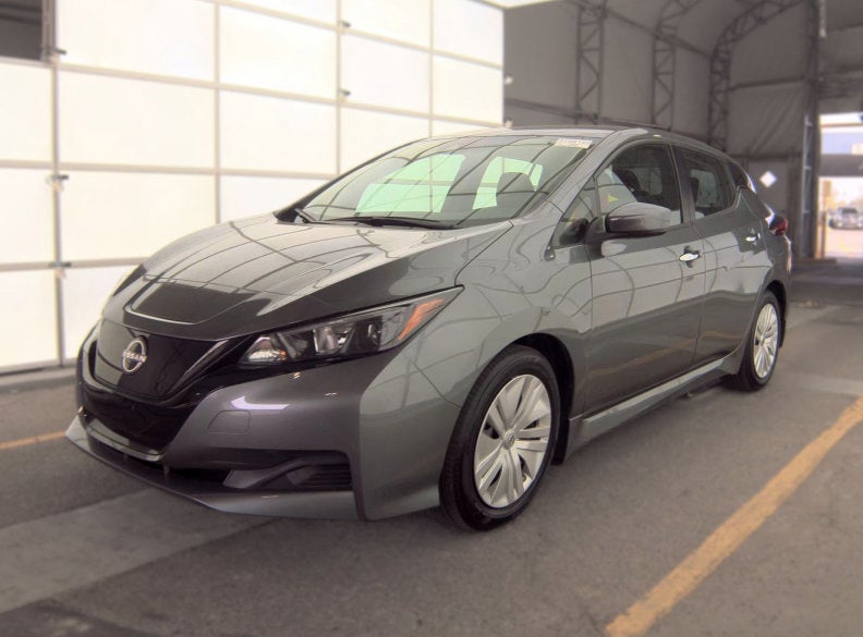 2025 Nissan LEAF S
