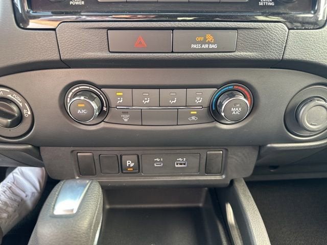 2022 Nissan Frontier S