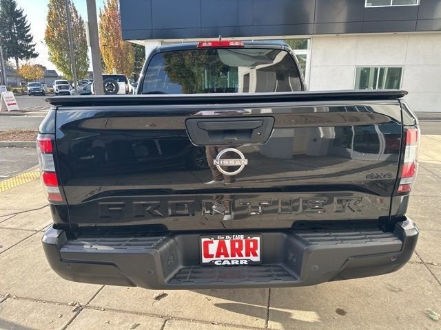 2022 Nissan Frontier S