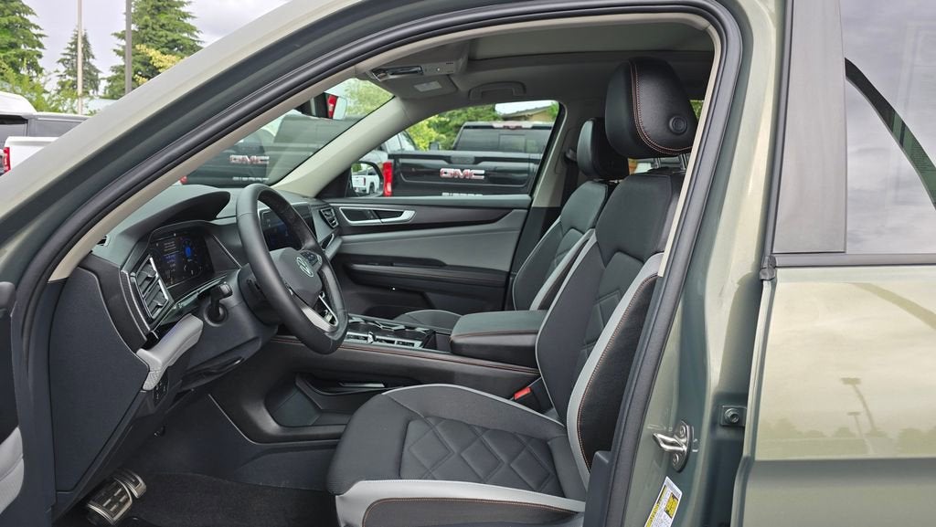 2025 Volkswagen Atlas 2.0T Peak Edition