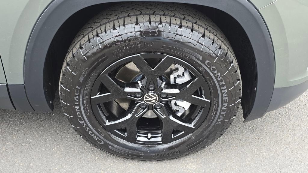 2025 Volkswagen Atlas 2.0T Peak Edition