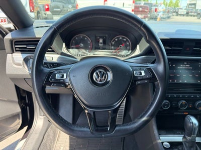 2021 Volkswagen Passat 2.0T R-Line