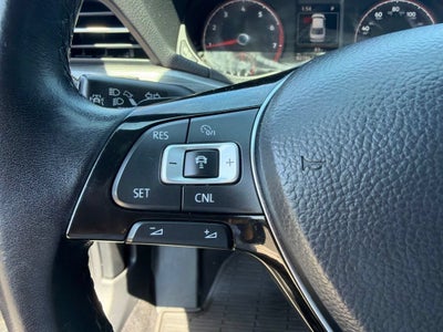 2021 Volkswagen Passat 2.0T R-Line