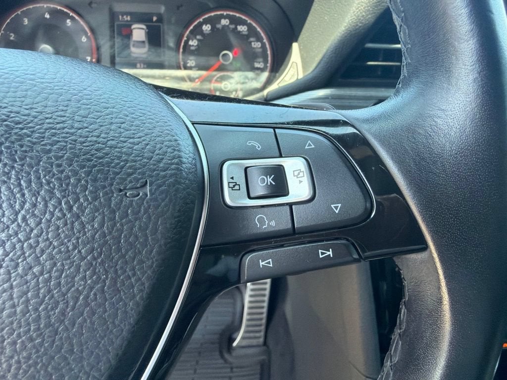 2021 Volkswagen Passat 2.0T R-Line