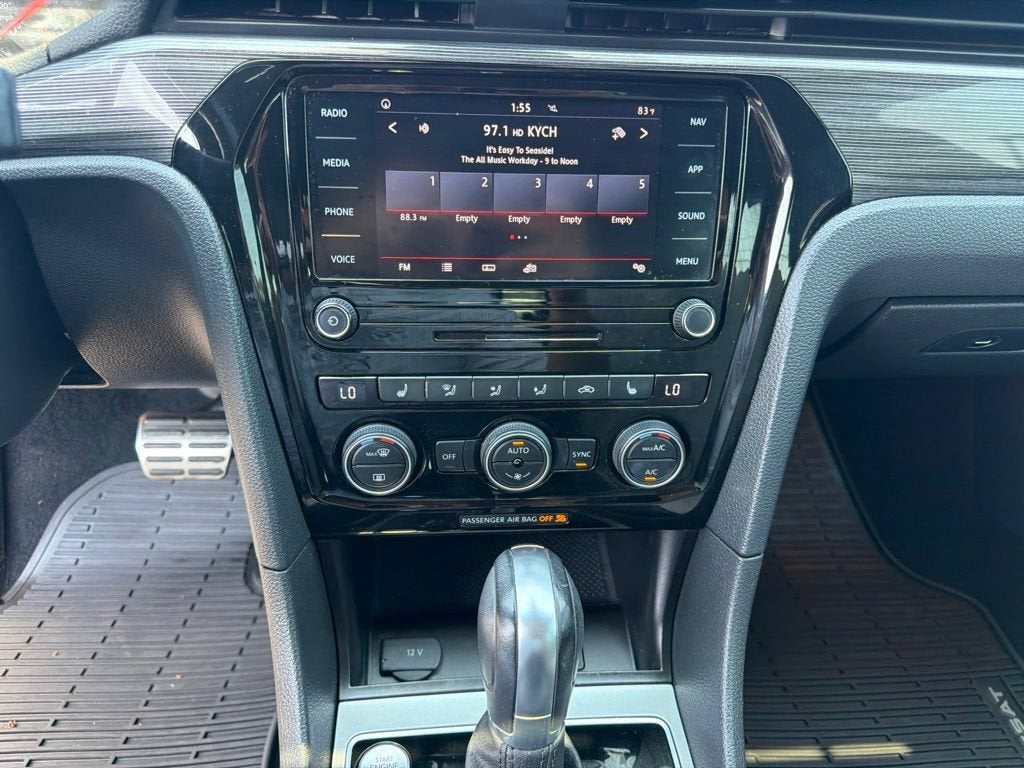 2021 Volkswagen Passat 2.0T R-Line