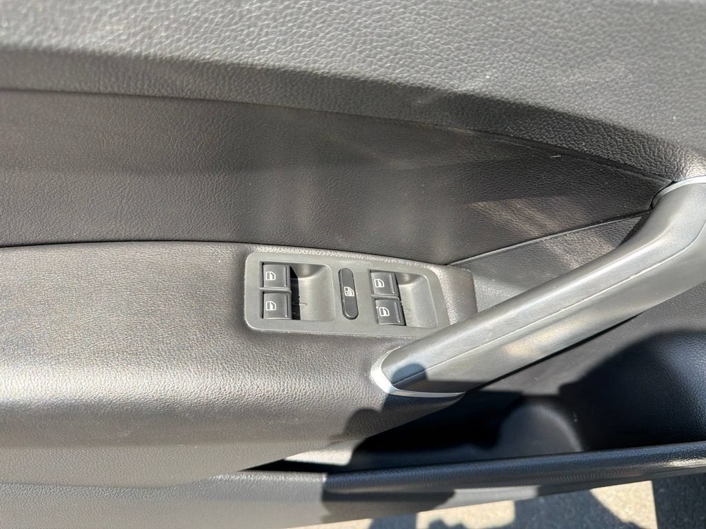 2021 Volkswagen Passat 2.0T R-Line