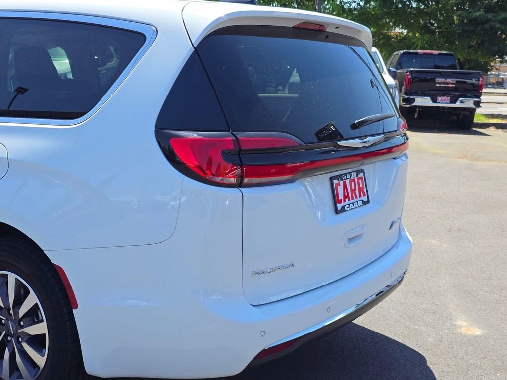 2023 Chrysler Pacifica Hybrid Limited