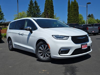 2023 Chrysler Pacifica Hybrid Limited