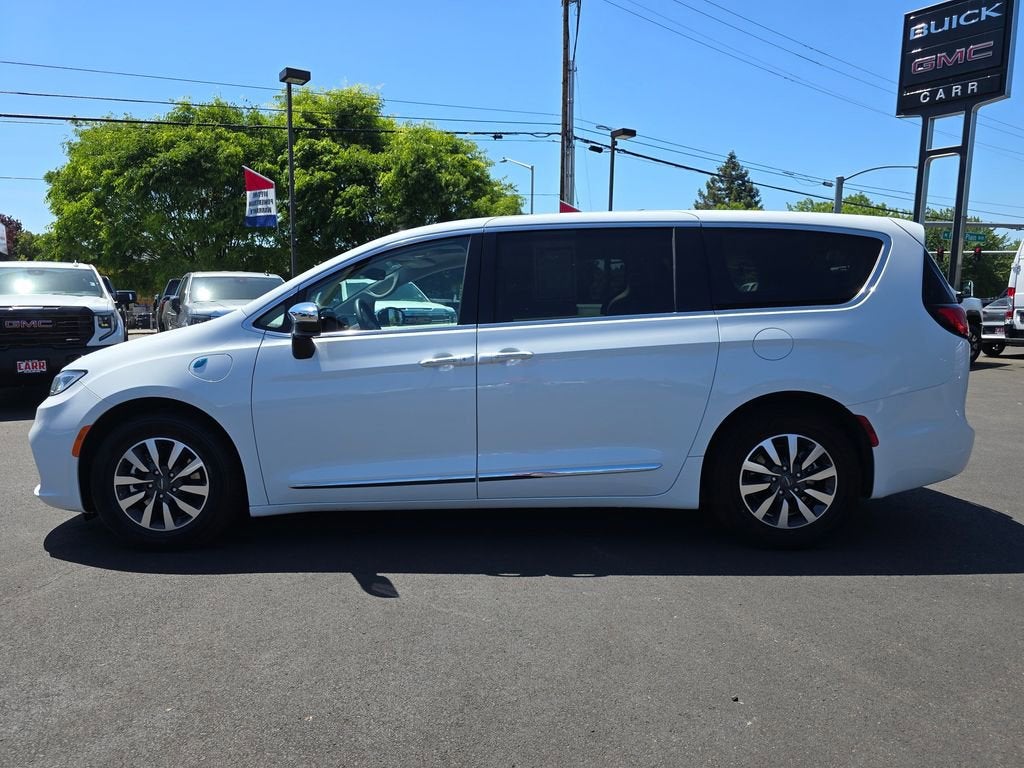 2023 Chrysler Pacifica Hybrid Limited
