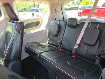 2023 Chrysler Pacifica Hybrid Limited