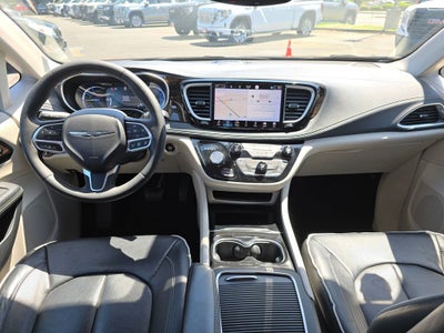 2023 Chrysler Pacifica Hybrid Limited