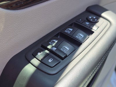 2023 Chrysler Pacifica Hybrid Limited