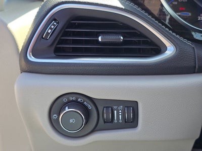 2023 Chrysler Pacifica Hybrid Limited