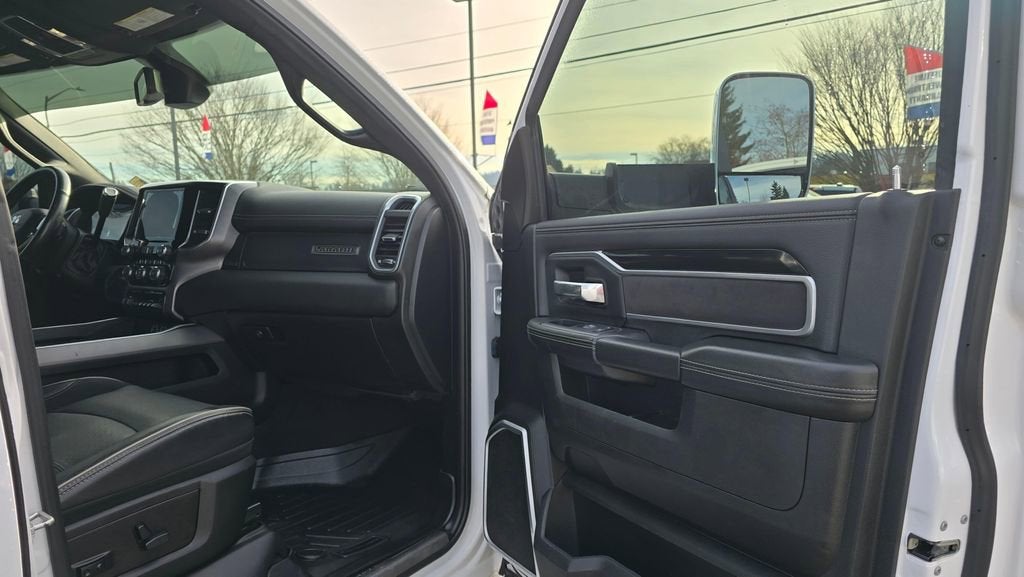 2020 RAM 3500 Laramie