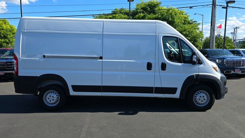 2025 RAM ProMaster Cargo Van Tradesman