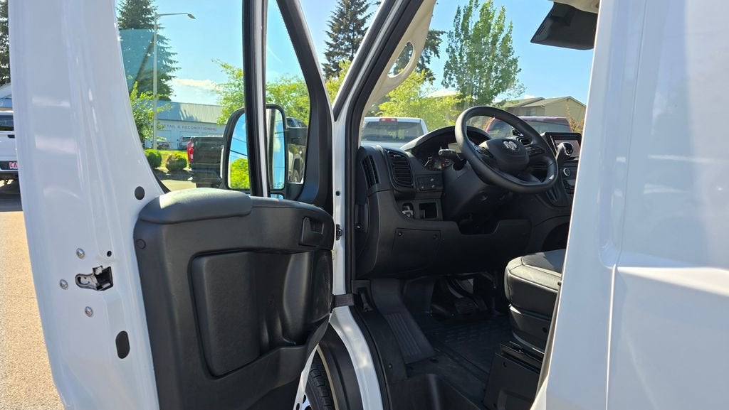 2025 RAM ProMaster Cargo Van Tradesman