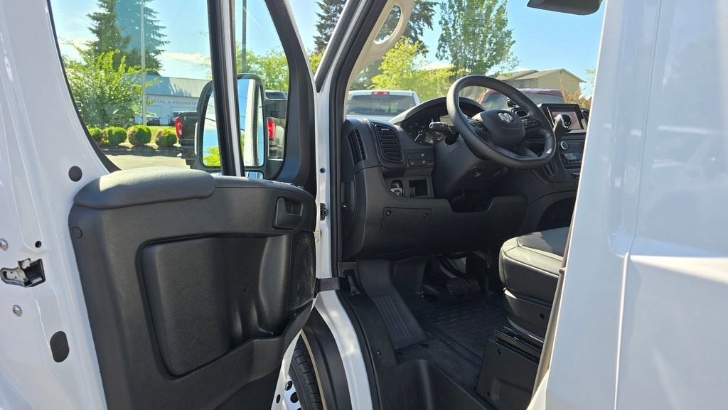 2025 RAM ProMaster Cargo Van Tradesman