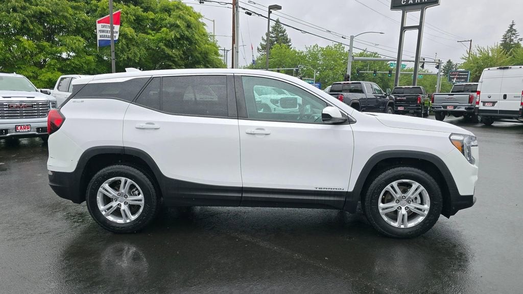 2022 GMC Terrain SLE
