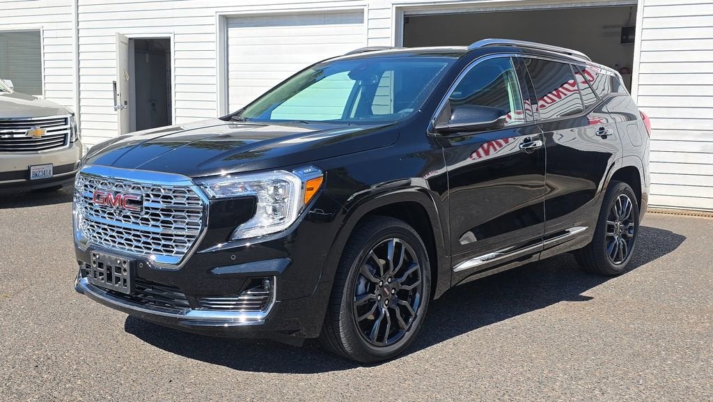 2023 GMC Terrain Denali