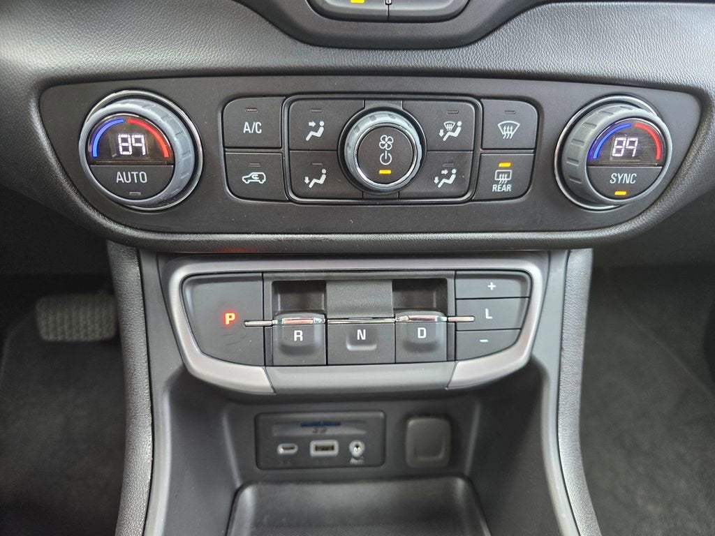 2024 GMC Terrain AT4