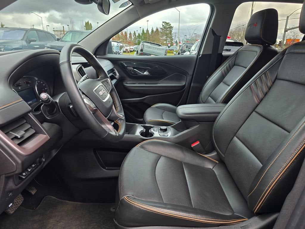 2024 GMC Terrain AT4