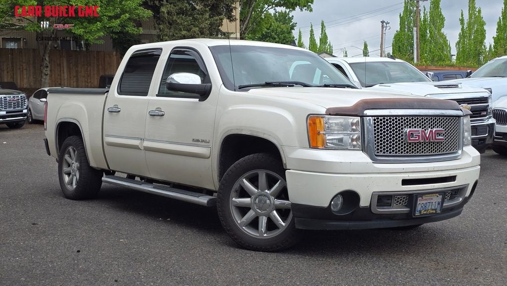 2013 GMC Sierra 4WD Crew Cab Short Box's photo