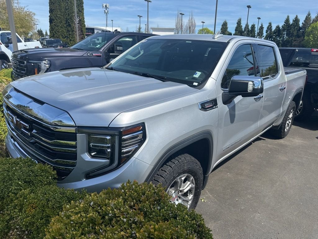 2022 GMC Sierra 1500 SLT