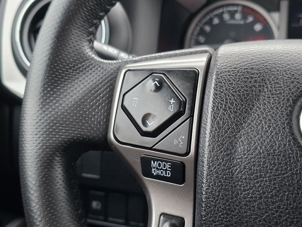 2022 Toyota Tacoma 2WD SR5