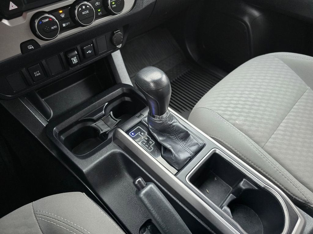 2022 Toyota Tacoma 2WD SR5