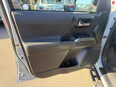 2018 Toyota Tacoma SR