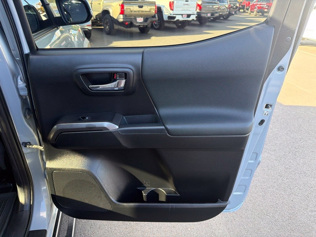 2018 Toyota Tacoma SR