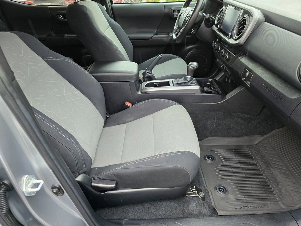 2022 Toyota Tacoma 4WD SR5