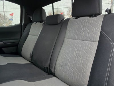 2022 Toyota Tacoma 4WD SR5