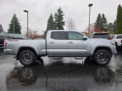 2022 Toyota Tacoma 4WD SR5